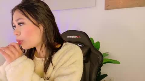 wendy_harriis_ online show from July 11, 5:45 am