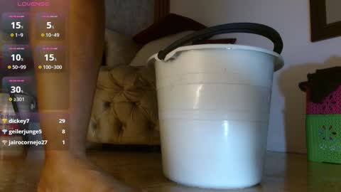 Wendy online show from March 6, 5:54 pm