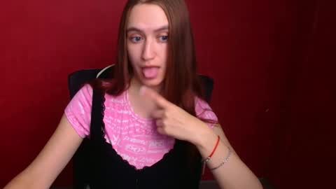 Snapshot of wendy_say_ chatting on October 12, 6:28 am Wendy online show from October 12, 6:28 am