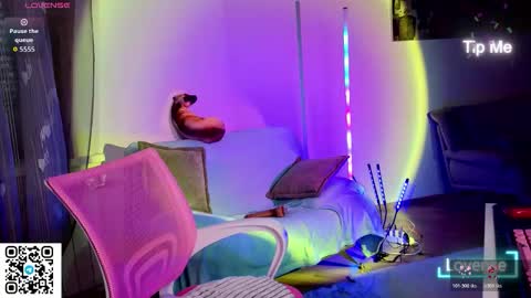 WendyCandy182 online show from March 18, 3:45 am