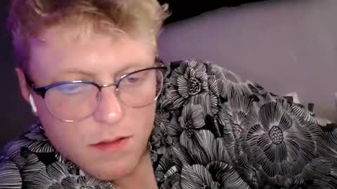 wesdenver online show from March 2, 7:15 am