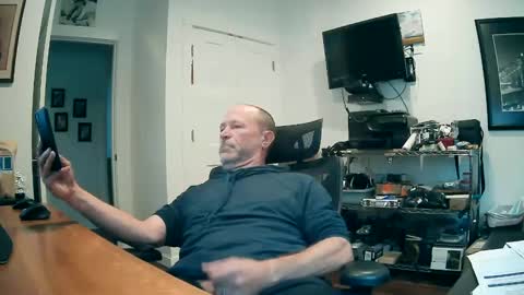 weseeyouwatching online show from October 3, 4:26 pm