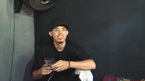 wesley_77 online show from March 15, 9:40 pm