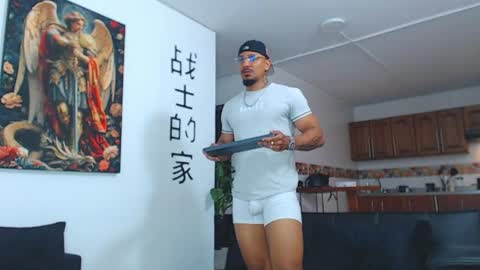 Wesley Rogger online show from May 19, 10:06 pm
