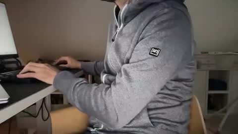 wet_adidasboy online show from November 14, 6:59 am