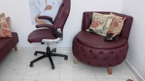 Snapshot of wet_liss chatting on September 21, 8:46 pm Diva online show from September 21, 8:46 pm