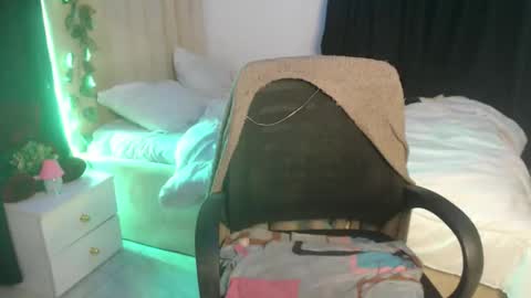 lucy online show from September 30, 8:08 pm