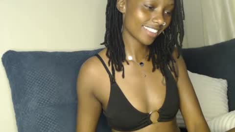 Bella online show from August 8, 1:10 pm
