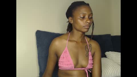 Bella online show from June 9, 9:42 am