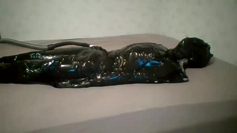 wetnbound online show from December 17, 9:10 pm