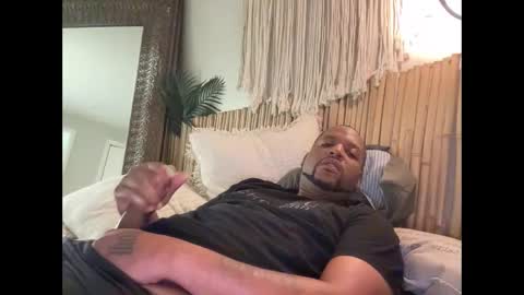 Magic johnson 313 online show from October 15, 1:12 pm