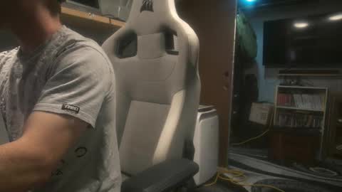 ShyGuy online show from October 14, 9:29 pm