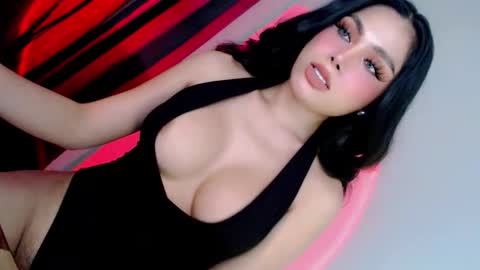 Snapshot of what_the_fuckxx chatting on October 9, 6:52 am kiara online show from October 9, 6:52 am