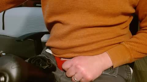 whatashot online show from January 6, 2:37 am