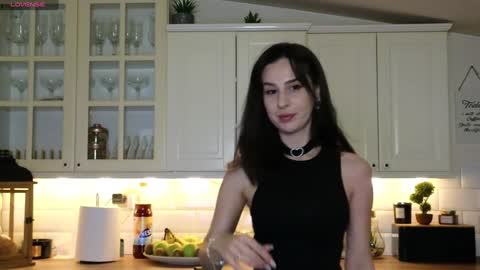 Victoria Maria online show from January 14, 4:39 pm