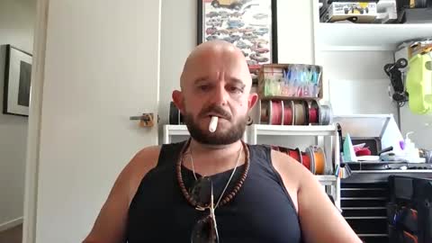 wheelzie online show from November 24, 4:33 am