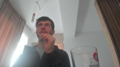 Michael online show from October 25, 9:08 am