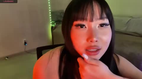 whispersofdarsy online show from February 19, 10:31 pm