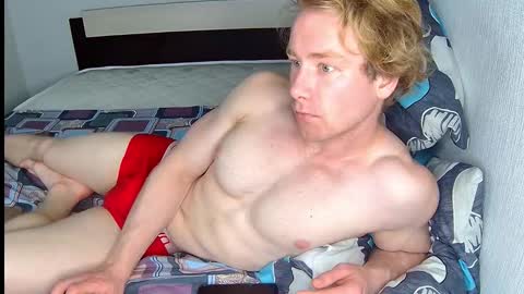 whitebars22 online show from September 13, 9:23 am