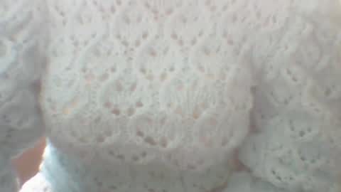 Snapshot of whitesweater chatting on March 11, 9:34 am whitesweater online show from March 11, 9:34 am