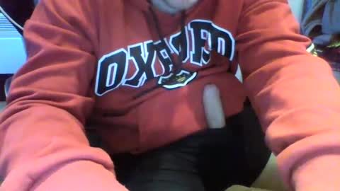 whitesyrup600 online show from March 4, 1:49 pm