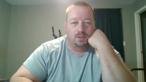 white wolf   jeremy online show from December 4, 8:39 am