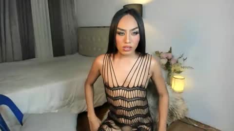 Arra Brown online show from September 24, 1:56 am