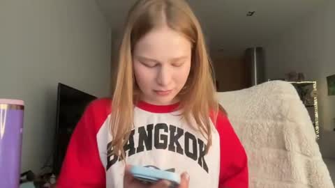 Alisa online show from June 23, 7:49 am
