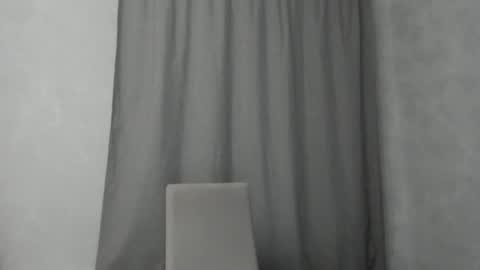 Veronica online show from April 3, 7:10 pm