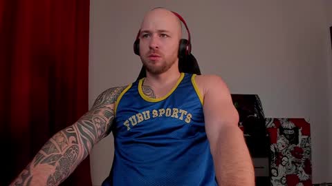 VI online show from February 2, 8:08 pm