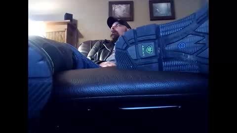 wibootdude online show from February 3, 7:52 pm