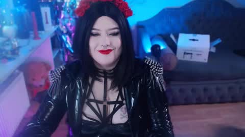 Laura  online show from January 26, 9:51 pm