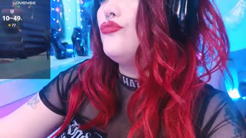 Laura  online show from February 26, 5:13 am