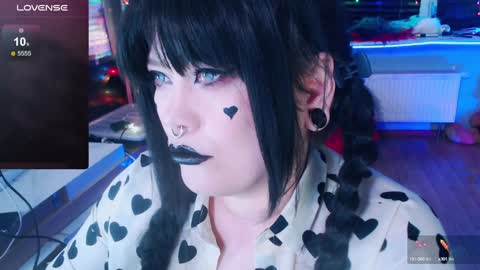 Laura  online show from January 14, 4:47 am