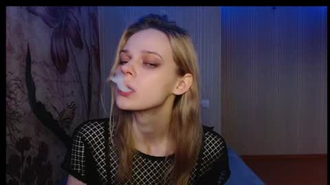 Victoria online show from November 27, 6:48 pm