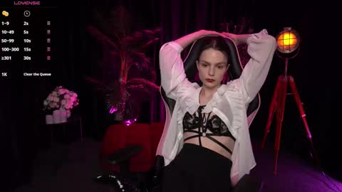 Alice online show from March 8, 4:00 pm