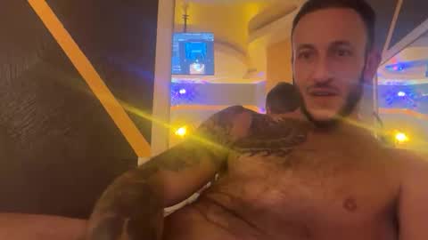 wild_bigcock23 online show from May 10, 12:44 pm