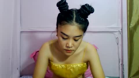 wild_doll69 online show from April 15, 2:48 am