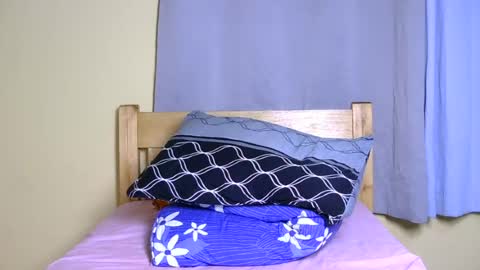 cutie online show from July 9, 10:14 pm