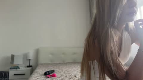 Mila online show from July 4, 12:31 pm