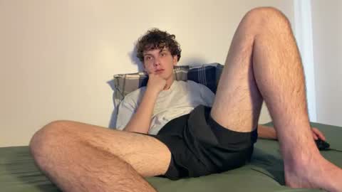 wilddesire18 online show from June 16, 4:33 pm