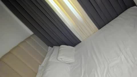 Snapshot of wildkittytrans chatting on February 22, 8:18 am CHRISTINE online show from February 22, 8:18 am