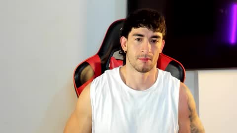 will_ferrari300 online show from February 13, 8:28 am