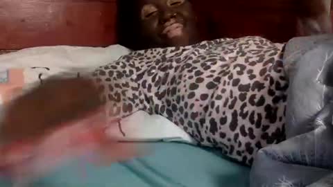 Willa Sara online show from April 25, 11:13 pm