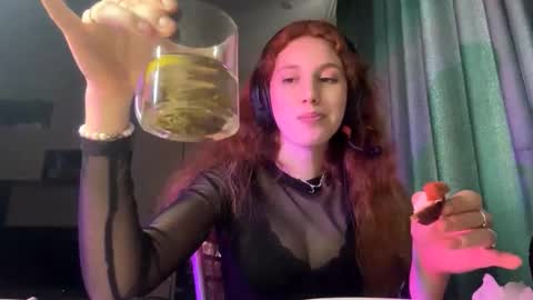 Alice online show from February 24, 12:30 pm