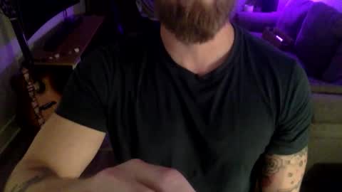 Snapshot of williamedwardthegeazy chatting on October 15, 6:16 am williamedward online show from October 15, 6:16 am