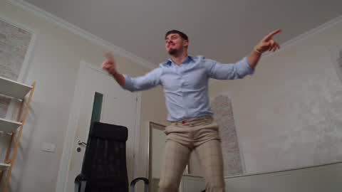 Snapshot of wilsonjules chatting on January 4, 8:16 pm WilsonJules online show from January 4, 8:16 pm