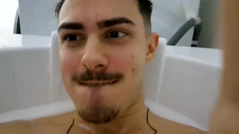 Snapshot of wilsonjules chatting on January 27, 1:37 am WilsonJules online show from January 27, 1:37 am