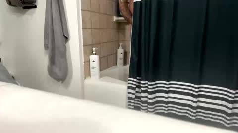 windowplug online show from February 28, 11:03 am