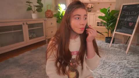 Lillian online show from May 29, 3:26 am